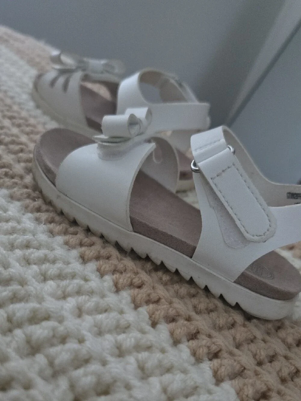wonder nation White Bow Strap Sandals for Girls
